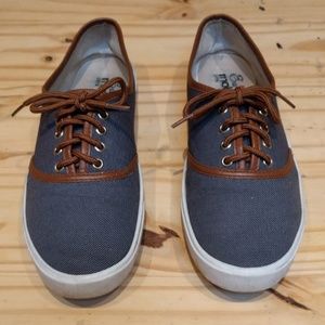 Retro Sneakers Vans Style